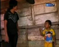 Dukun Cilik Sembuhkan dengan Rumput Dedaunan