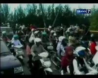 Takut Tsunami, Warga Menuju Dataran Tinggi