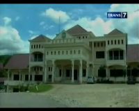 Paska Gempa Perkantoran Sepi