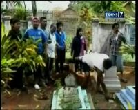 Bapak Bunuh Anak Demi Pesugihan