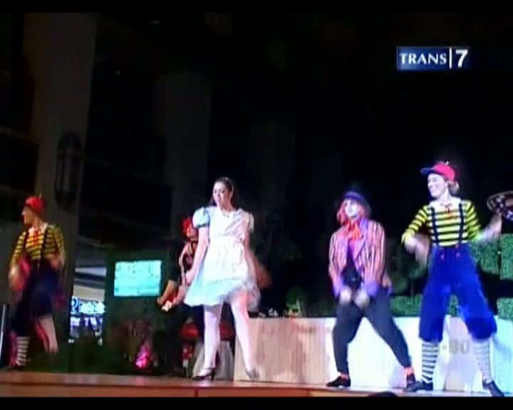 Drama Musikal Alice di Negeri Ajaib