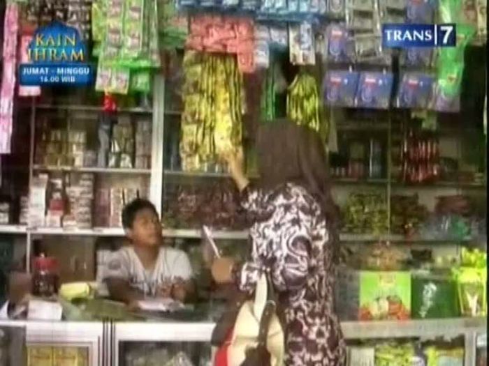 Razia Makanan Berbahaya Tak Jadi Solusi