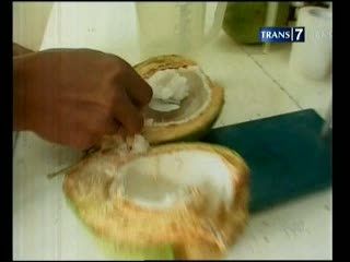 Kelapa, Isotonik Alami Obat Awet Muda