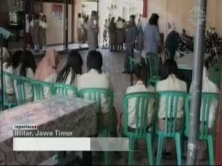 Siswi SMP Menjadi Korban Pengeroyokan