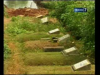 Normalisasi Pesanggrahan Usik Ahli Waris Makam
