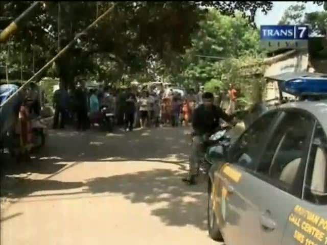 Dua Bayi Dibuang Ditempat Sampah