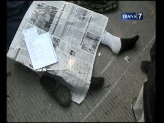 Motor Tabrak Pickup, Kakak Beradik Tewas