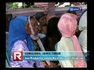Warga Miskin Saling Berebut Zakat
