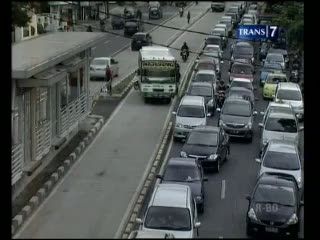 Jalan Raya Menjadi Senjata Pemusnah Massal