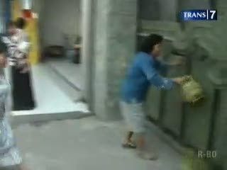 Gas Melon Langka, Ibu - Ibu Mengamuk