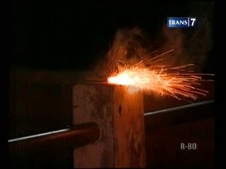 Petasan, Tradisi Mengancam Jiwa