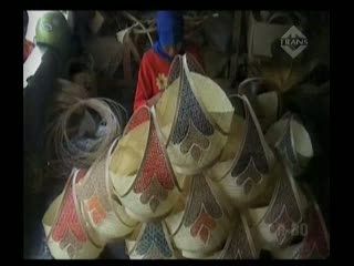 Kampung Parsel Kebanjiran Pesanan
