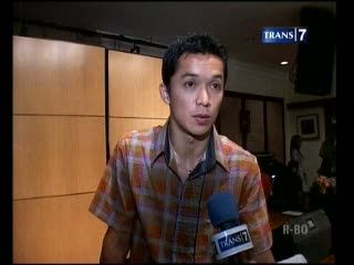 Taufik Hidayat Gantung Raket