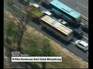  Kemacetan Panjang Menuju Pelabuhan Merak