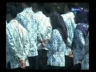 PNS Tidak Serius Ikuti Upacara 17 Agustus