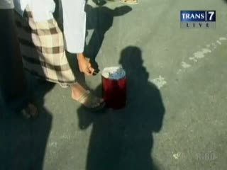 Meski Berbahaya, Pesta Petasan Jumbo Tetap Digelar