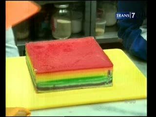 Kue Lapis Pelangi Oleh Oleh Paling Diburu