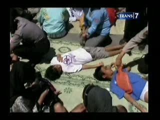 Puluhan Wisatawan Jadi Korban Ubur Ubur Beracun