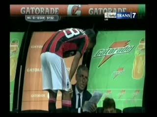 Milan Memulai Musim Dengan Kekalahan