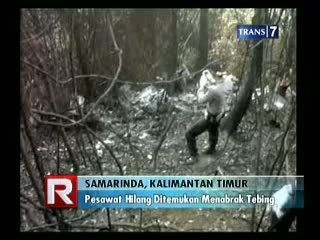 Pesawat Hilang Ditemukan Menabrak Tebing