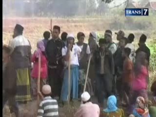 37 Rumah Syiah Dibakar Ribuan Massa