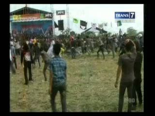 Rusuh Konser Dangdut