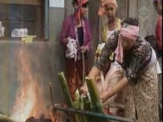 Tradisi Berusia 300 Tahun Digelar untuk Remaja