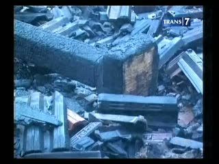  Rumah Terbakar Nenek Nyaris Tewas