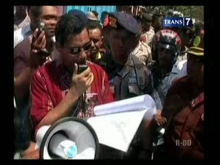 Eksekusi Rumah Toko Diwarnai Ketegangan