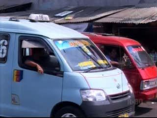 Sopir M16 Mengaku Sepi Penumpang