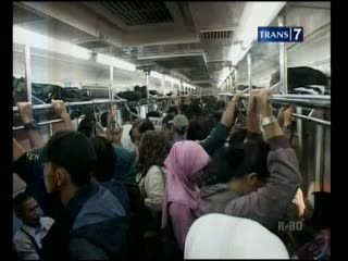 Pelayanan KRL Kurang, Tarif Akan Naik