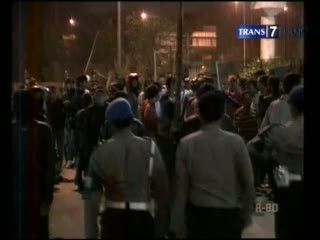 Dua Ormas Bentrok di Pasar Rebo