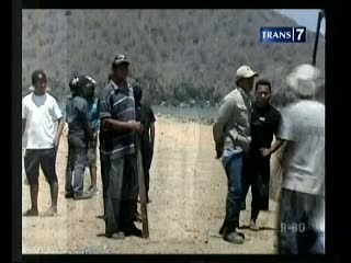 Tolak Patok Laut, Warga Sandera Laut