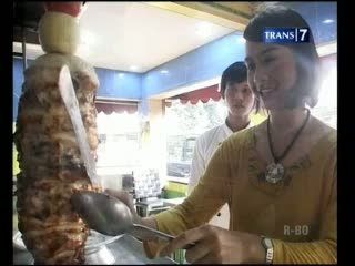 Lezatnya Kebab Jumbo
