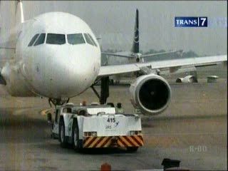 Musibah Terulang, Bandara Dekat Pemukiman