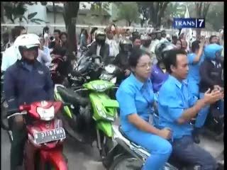Ribuan Buruh Mogok Kerja