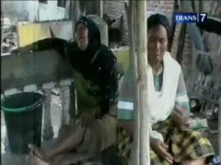 Warga Usir Polisi dari Batas Desa
