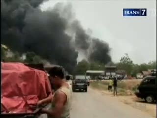 Pencurian Minyak, Kong Kalikong Aparat