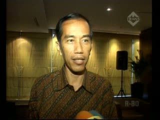 Jokowi Pastikan Kartu Pintar dan Kartu Sehat Berjalan