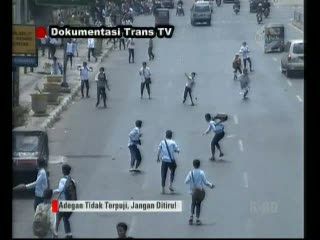 Tawuran, Salah Siapa?