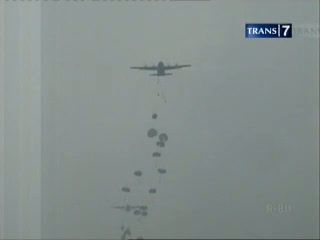 HUT TNI, Penerjun Gagal Mendarat
