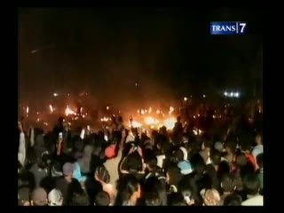 Ritual Perang Api, Simbol Penghormatan Leluhur