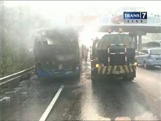 Bus Terbakar di Tol Dalam Kota