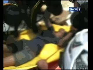 Memadu Kasih, ABG Tewas Tercebur Sungai Memadu Kasih, ABG Tewas Tercebur Sungai