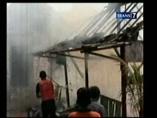 Rumah Terbakar, Pemilik Histeris