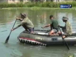 Cuci Daging Kurban, Remaja Tenggelam