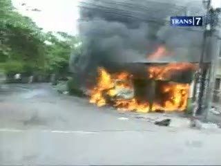 4 Rumah dan 2 Kendaraan Terbakar