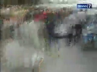 Demo Tolak Penggusuran Berlangsung Ricuh