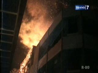 Gudang Makanan Ludes Terbakar