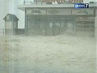 Badai Sandy Terjang Pesisir Pantai Timur Amerika